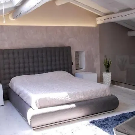 Garbo Holidays Apartment Cola (Verona)