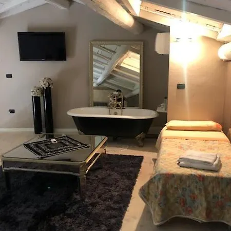 Garbo Holidays Apartment Cola (Verona)